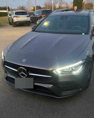 mercedes CLA 200D night -  AMG line