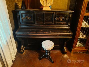 Pianoforte antico verticale