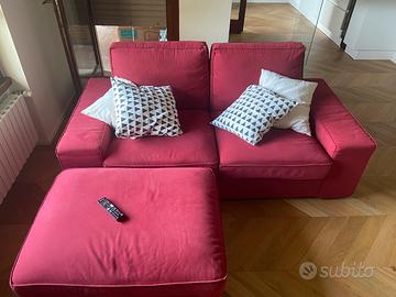 Divano sfoderabile 2 sedute bordeaux + pouf