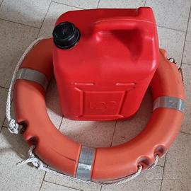 Ciambella anulare e tanica carburante