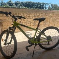 MTB ROCKRIDER 24 ST 500 GIALLO FLUO CON ACCESSORI