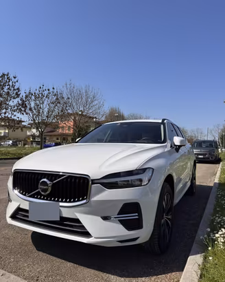Volvo XC60 B4