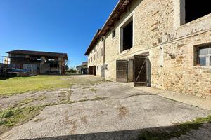 CASA SEMINDIPENDENTE A PAVIA DI UDINE
