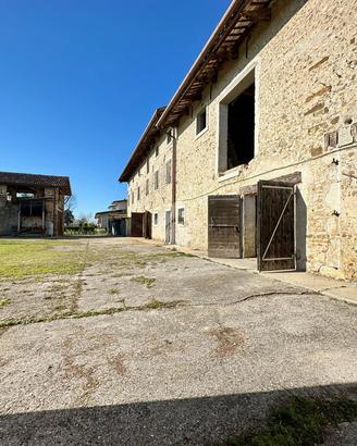 CASA SEMINDIPENDENTE A PAVIA DI UDINE