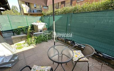 MONOLOCALE CON GIARDINO PRIVATO!