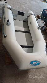 Gommone 2.40m con motore