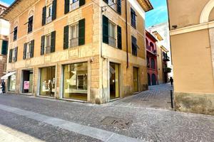 NEGOZIO A NOVI LIGURE