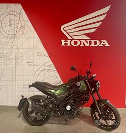 Benelli Leoncino 125 .