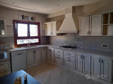 Cucina moderna componibile colore avorio