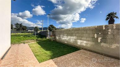 Semindipendente a pochi minuti dal mare