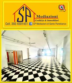 Locale Commerciale in zona VIALE