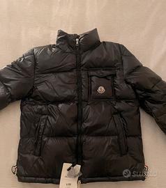 Moncler Piumino Montbeliard con cappuccio L