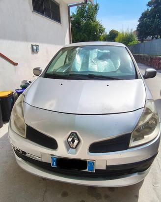 Renault Clio 2006