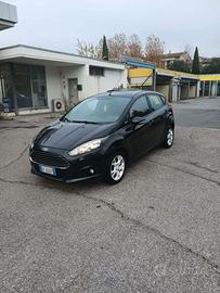 Ford fiesta 1.4 benzina gpl