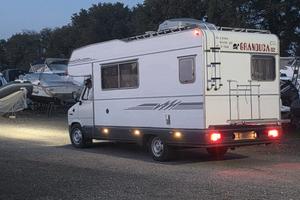 Camper granduca  mansardato 2.5 td