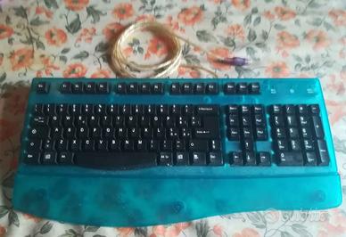 Tastiera PC ergonomica