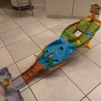 Pista Hot Wheels Monster Trucks