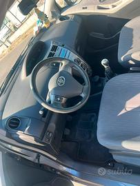 Toyota yaris 1.3 2009