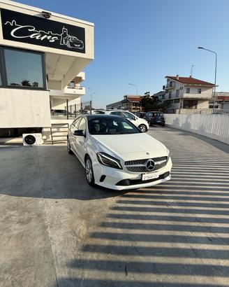 Mercedes-benz A 180 d Automatic Premium