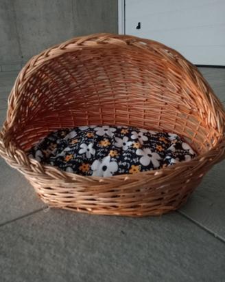 Cesta con cuscino per 'gatti