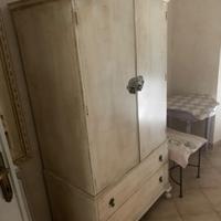 Armadio antiquariato