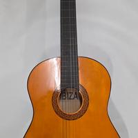 Chitarra classica con custodia - come nuova