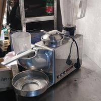 trita ghiaccio, spremi agrumi e blender