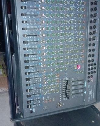 Mixer Montarbo 716 A amplificato