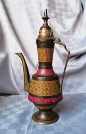 Brocca Caraffa Vintage in Ottone Smaltato e Inciso