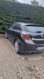 OPEL Astra - 2005