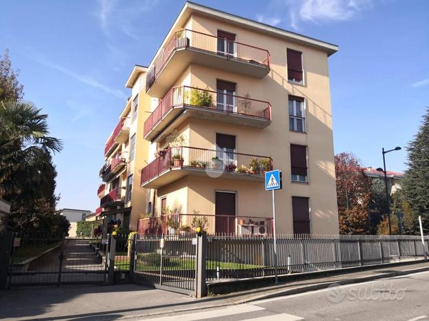 3 LOCALI A TREZZO SULL'ADDA