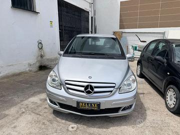 MERCEDES-BENZ B 200 CDI Sport