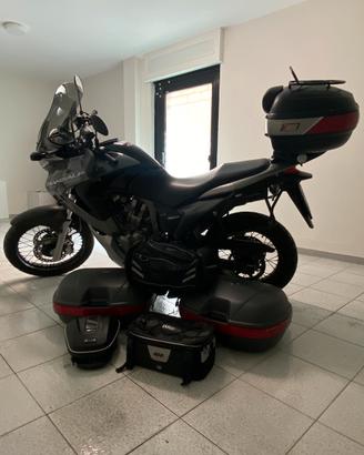 Honda Transalp  700 con accessori