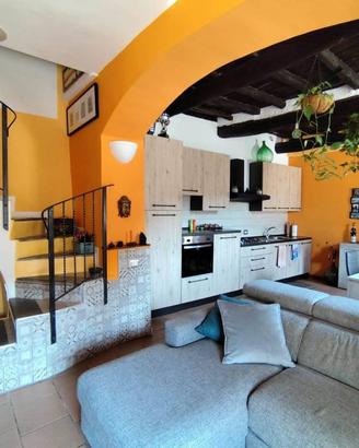 Casa indipendente di 72 m² con 5 locali a Terni
