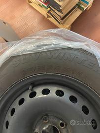 Pneumatici Tigar 215/65 R16 102H Winter con cerchi