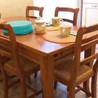 Tavolo con 6 sedie