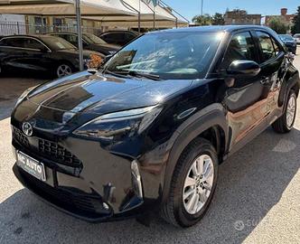 TOYOTA Yaris Cross 1.5 Hybrid 5p. E-CVT Business