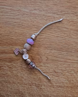Bracciale con charms toni rosa/argento