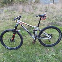 MTB cube stereo