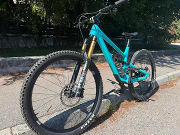 Yt Industries Capra Core 4