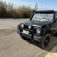 Vedesi Suzuchi sj410