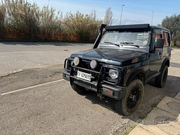 Vedesi Suzuchi sj410