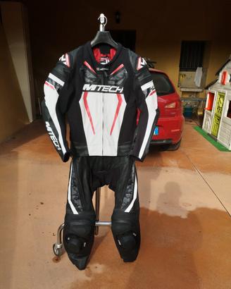tuta moto 50 divisibile NUOVA!!! in pelle