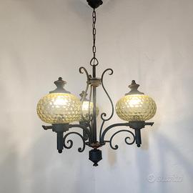 Splefido lampadario vintage a 3 luci