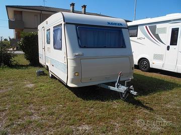 Adria Modello: 5105 UB Caravan