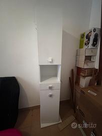 Mobile bagno con specchio