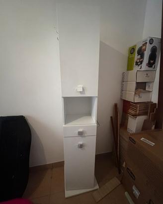 Mobile bagno con specchio