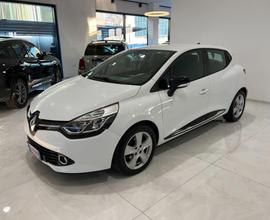 RENAULT Clio 1.2 75CV 5 porte Live Neopatentati