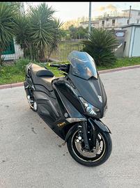 Tmax 530 anno 2012 black edition
