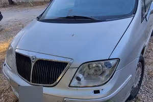 Lancia phedra, motore  non  parte. 